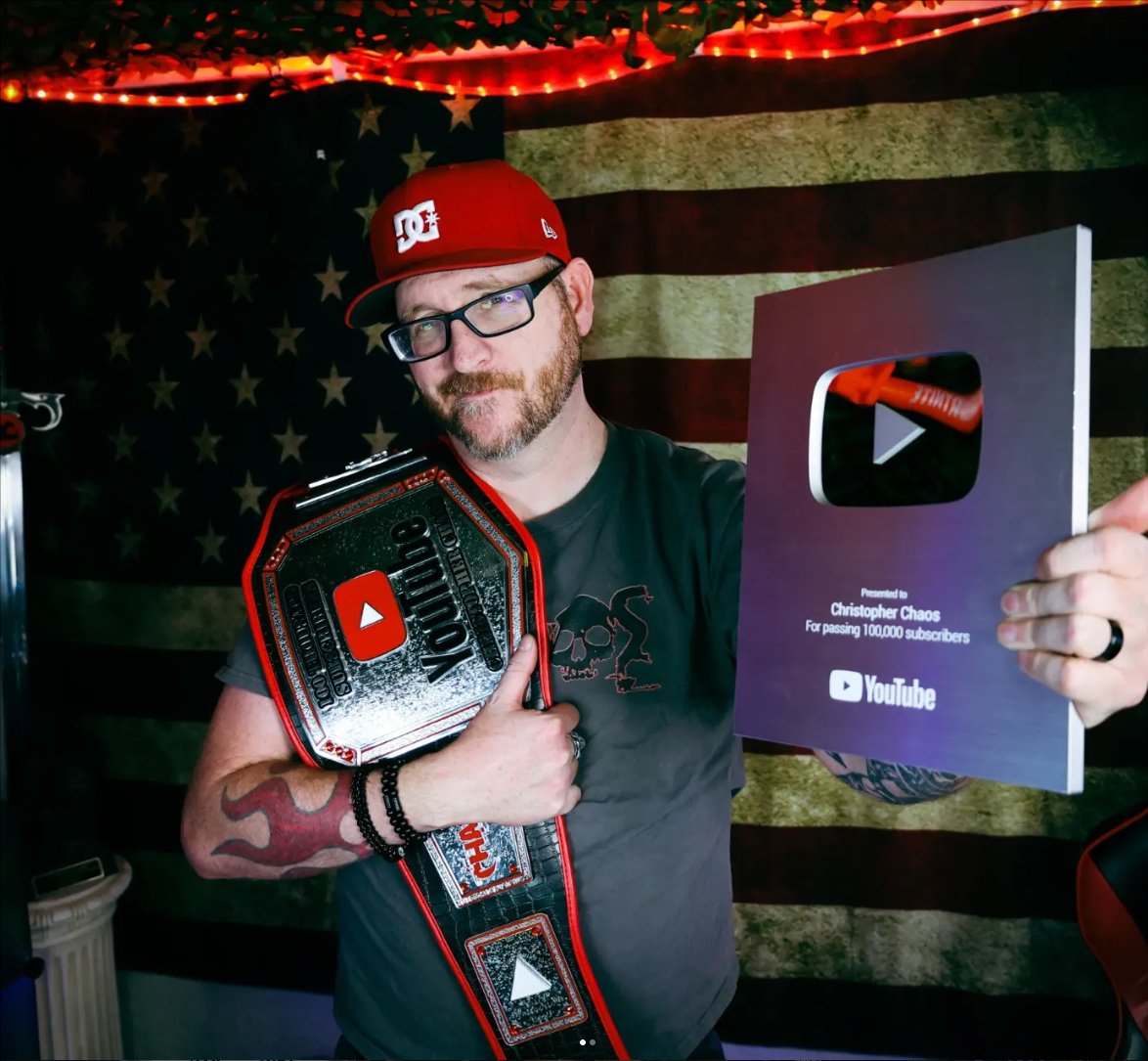 Christopher Chaos with his YouTube creator award